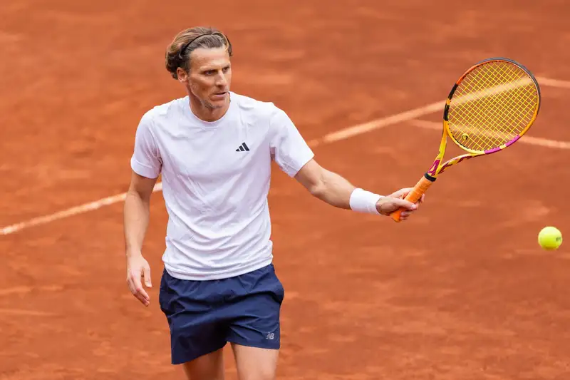 Diego Forlán là ai