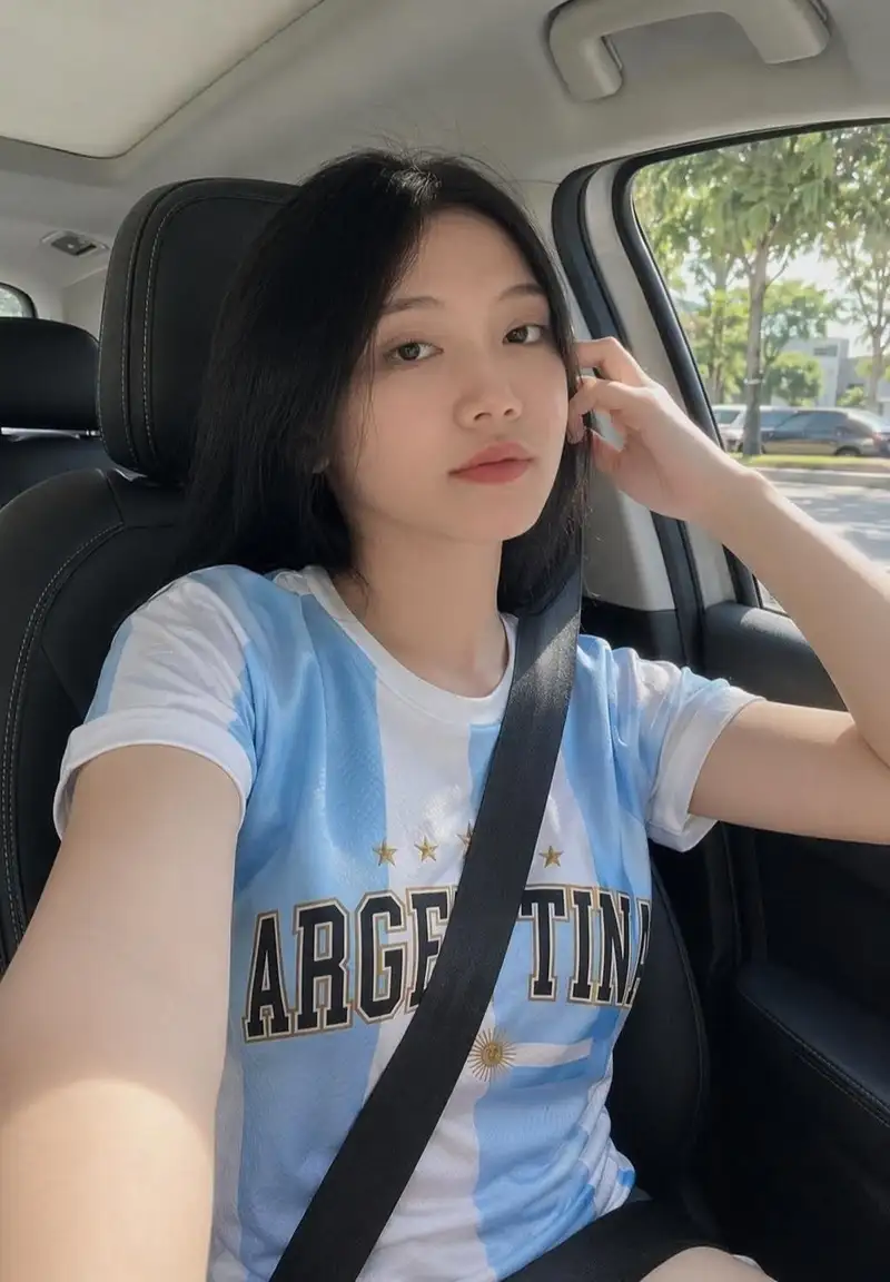Hành trình xây dựng hình ảnh cá nhân của Lucibae