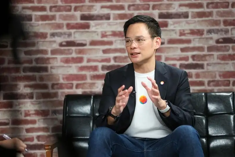 Jamie Lin là ai
