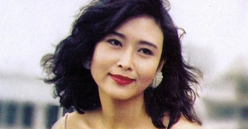 diep-ngoc-khanh-la-ai-hanh-trinh-tu-nu-hoang-phim-18-den-anh_252