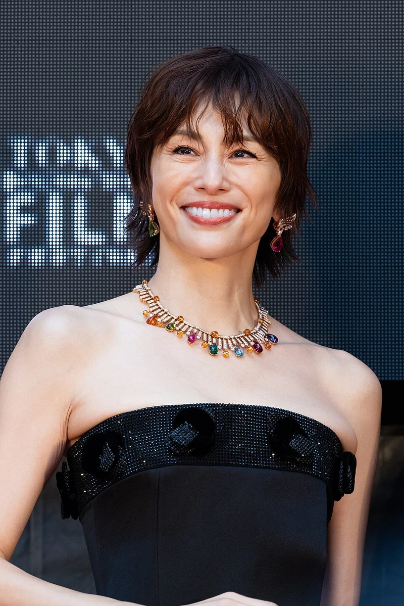 Yonekura_Ryoko_from__Doctor-X_the_Movie__at_Red_Carpet_of_the_Tokyo_International_Film_Festival_2024_(54577978709)