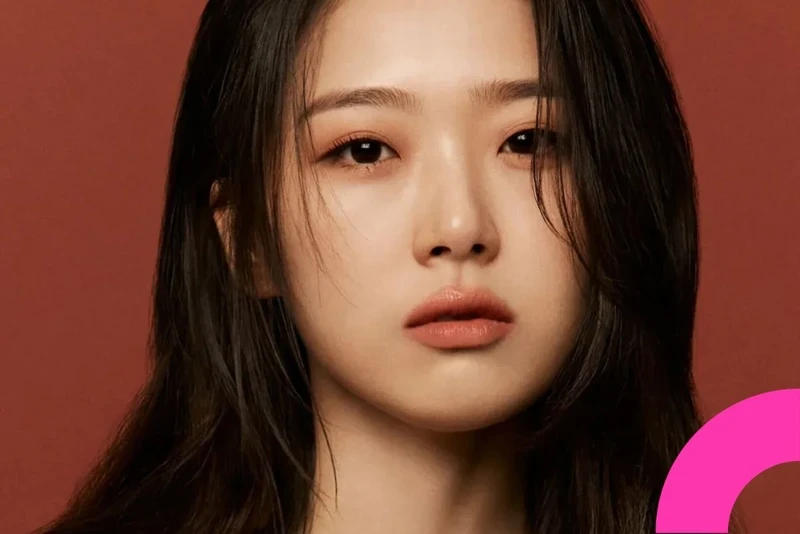 kim-si-eun-profile-thumbnail-280225