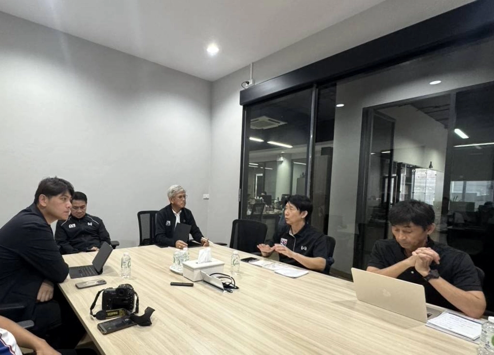 Hành trình ngắn ngủi tại bóng đá Thái Lan