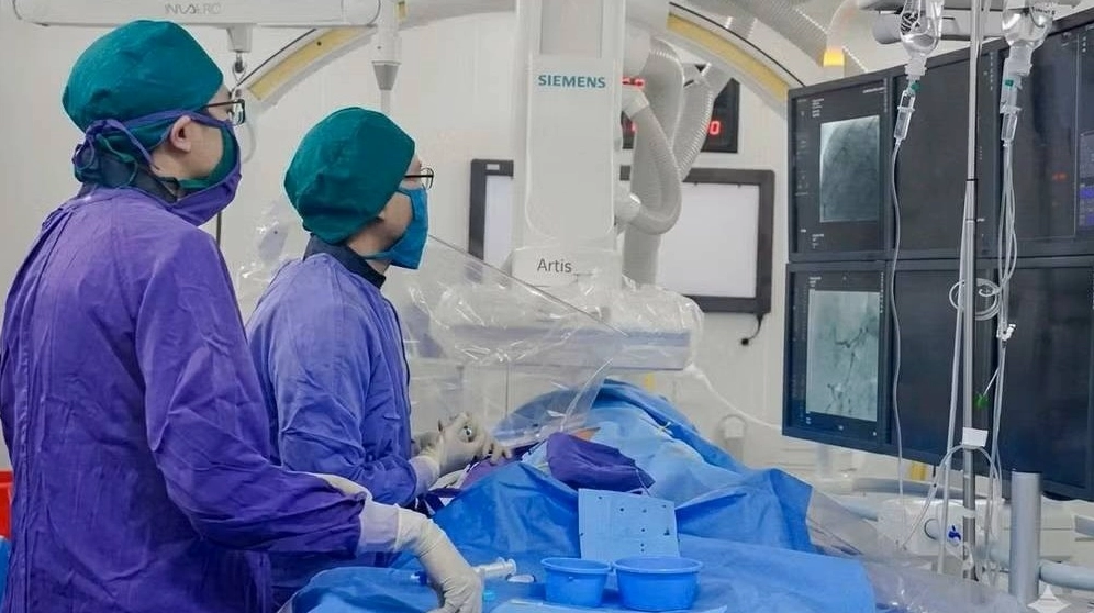 Tầm Ảnh Hưởng và Phong Cách Lãnh Đạo của Phan Bảo Long